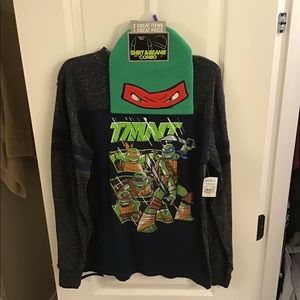Boys Teenage Mutant Ninja Turtle long sleeve tee.